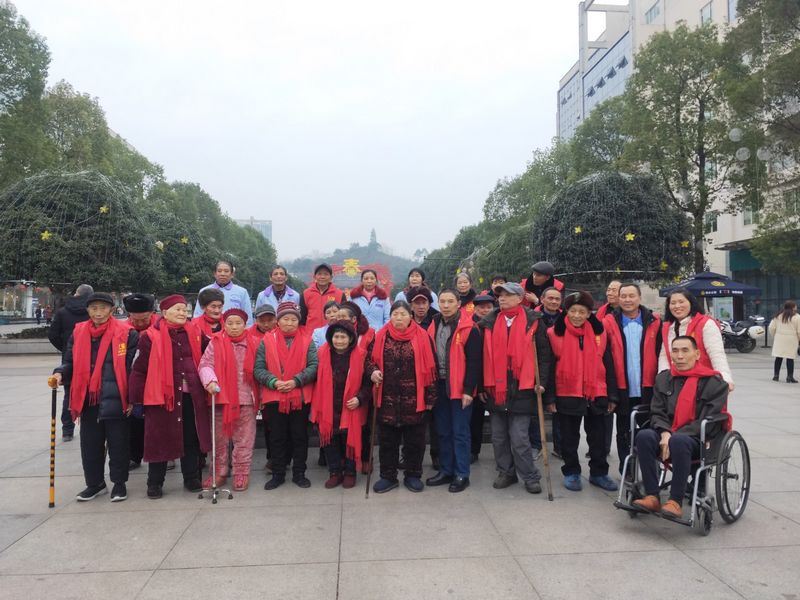 亿豪组织户外活动3